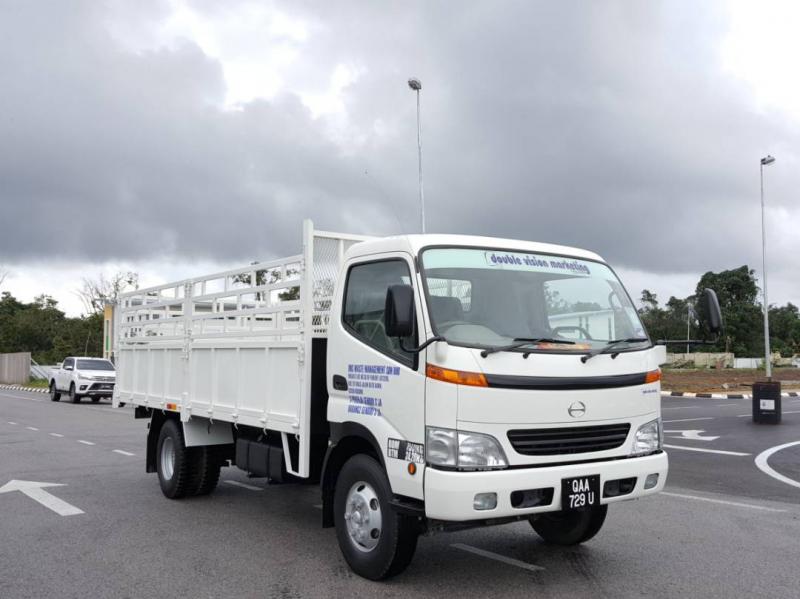 DB : Hino XZU 411 Cargo