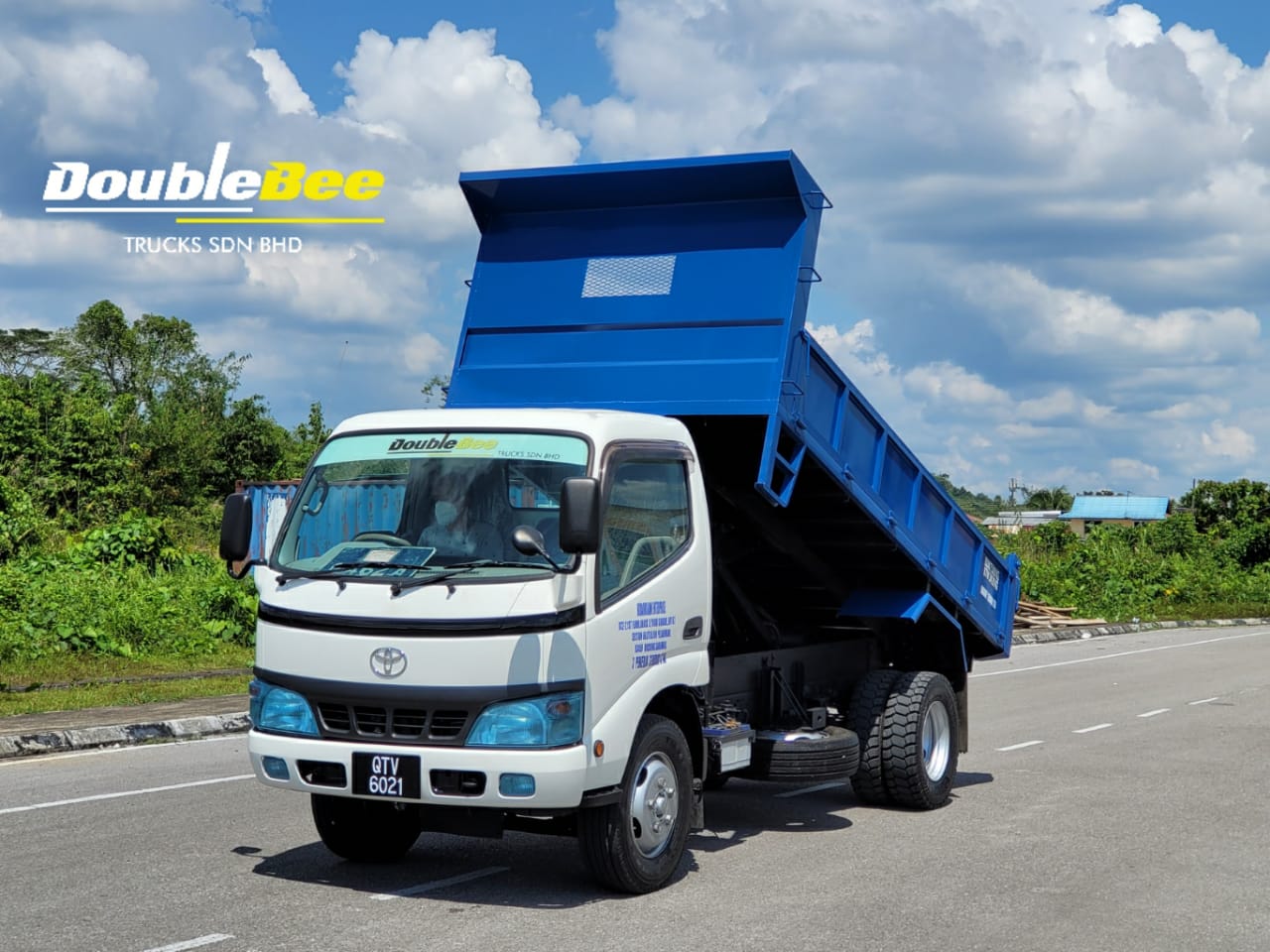 DB : Hino XZU 341 Tipper Dumper